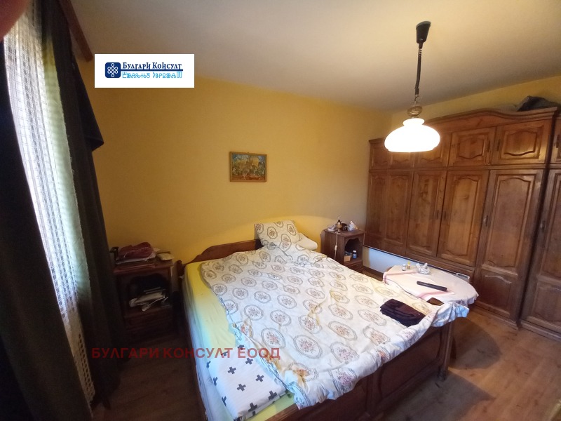 Продава 4-СТАЕН, гр. Кюстендил, Осогово, снимка 10 - Апартаменти - 52652055