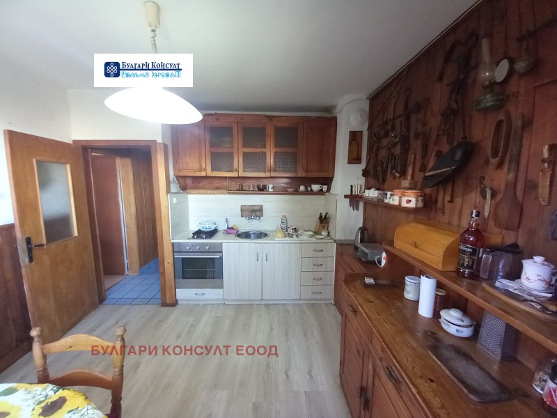 Продава 4-СТАЕН, гр. Кюстендил, Осогово, снимка 9 - Апартаменти - 52652055