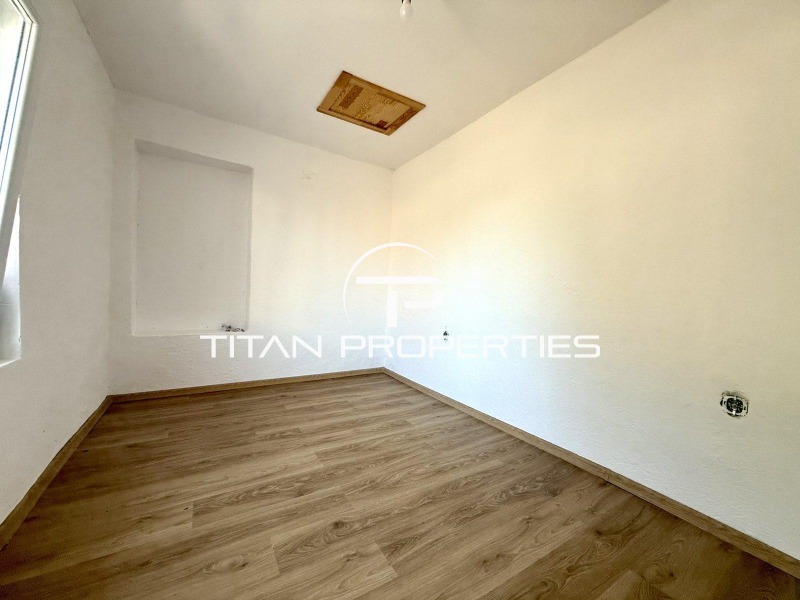 Te koop  Huis regio Plovdiv , Razjevo , 1514 m² | 55473891 - afbeelding [4]
