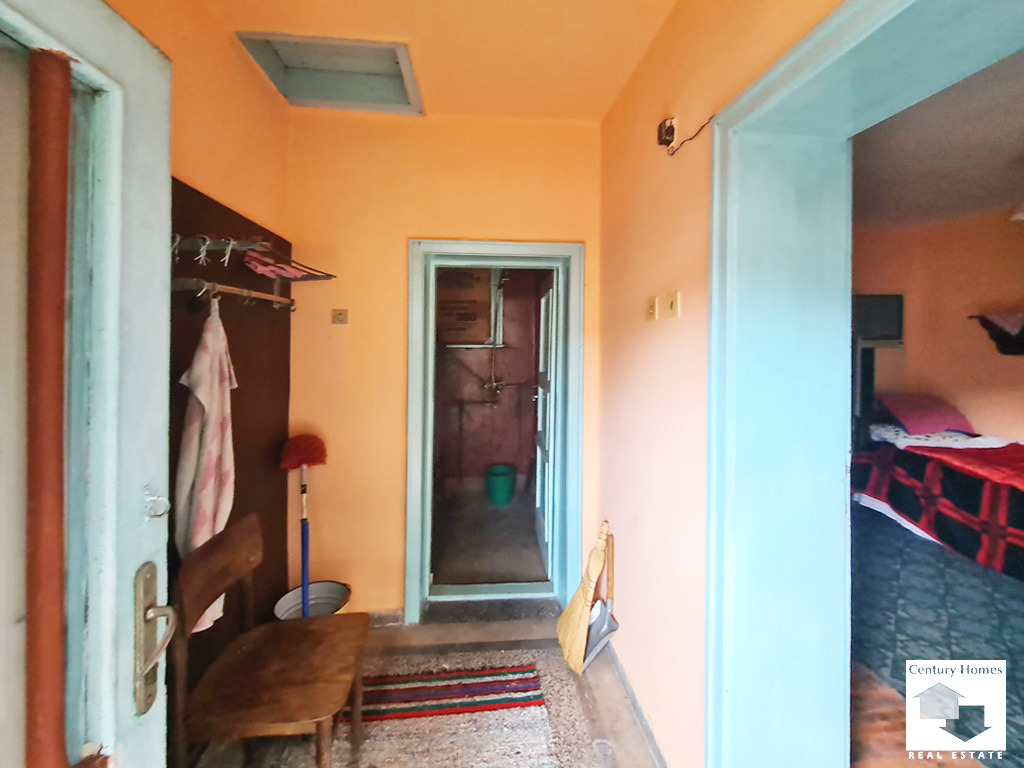 Продава КЪЩА, с. Дъскот, област Велико Търново, снимка 7 - Къщи - 56126574