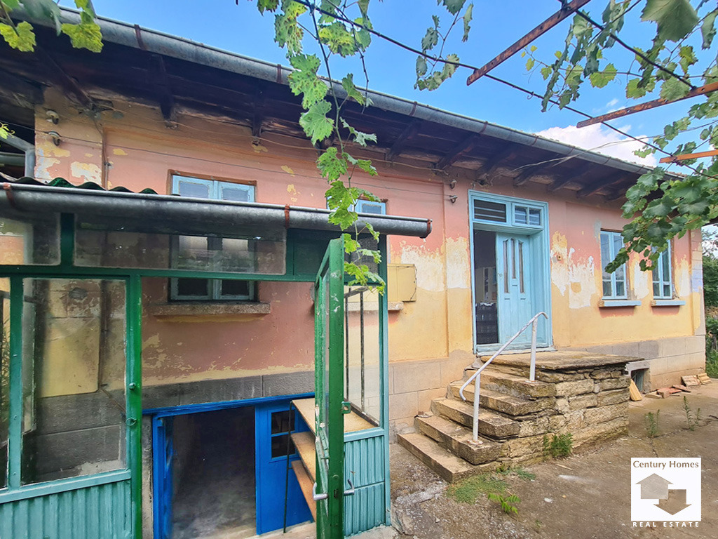Продава КЪЩА, с. Дъскот, област Велико Търново, снимка 2 - Къщи - 56126574
