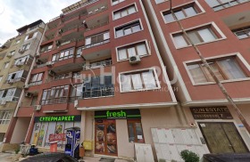 Boutique Vazrajdane 3, Varna