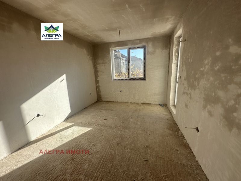 Продава 2-СТАЕН, гр. Пазарджик, Младост, снимка 2 - Апартаменти - 52624115