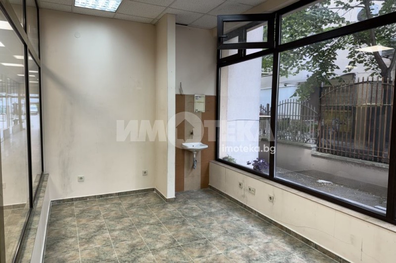 Na sprzedaż  Sklep Sofia , Darwenica , 20 mkw | 95297354 - obraz [2]