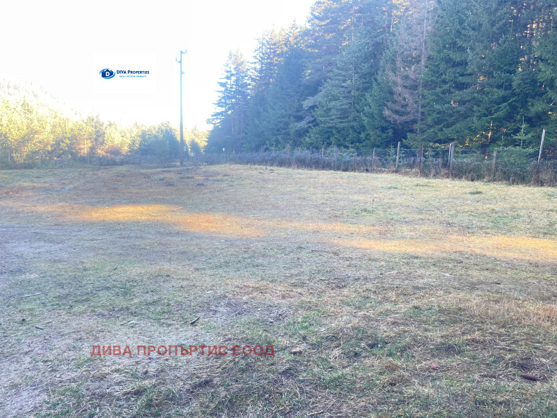 Продава ПАРЦЕЛ, с. Говедарци, област София област