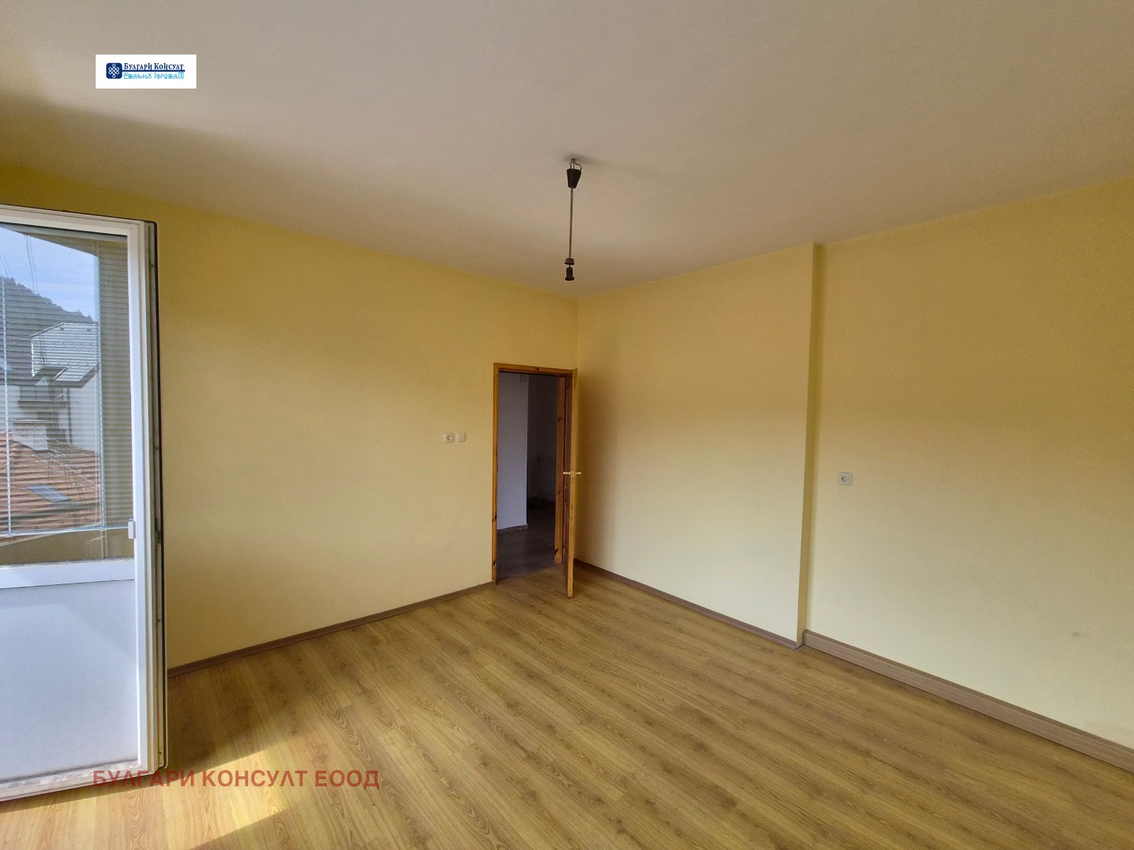 Продава 4-СТАЕН, гр. Кюстендил, Център, снимка 8 - Апартаменти - 56068418