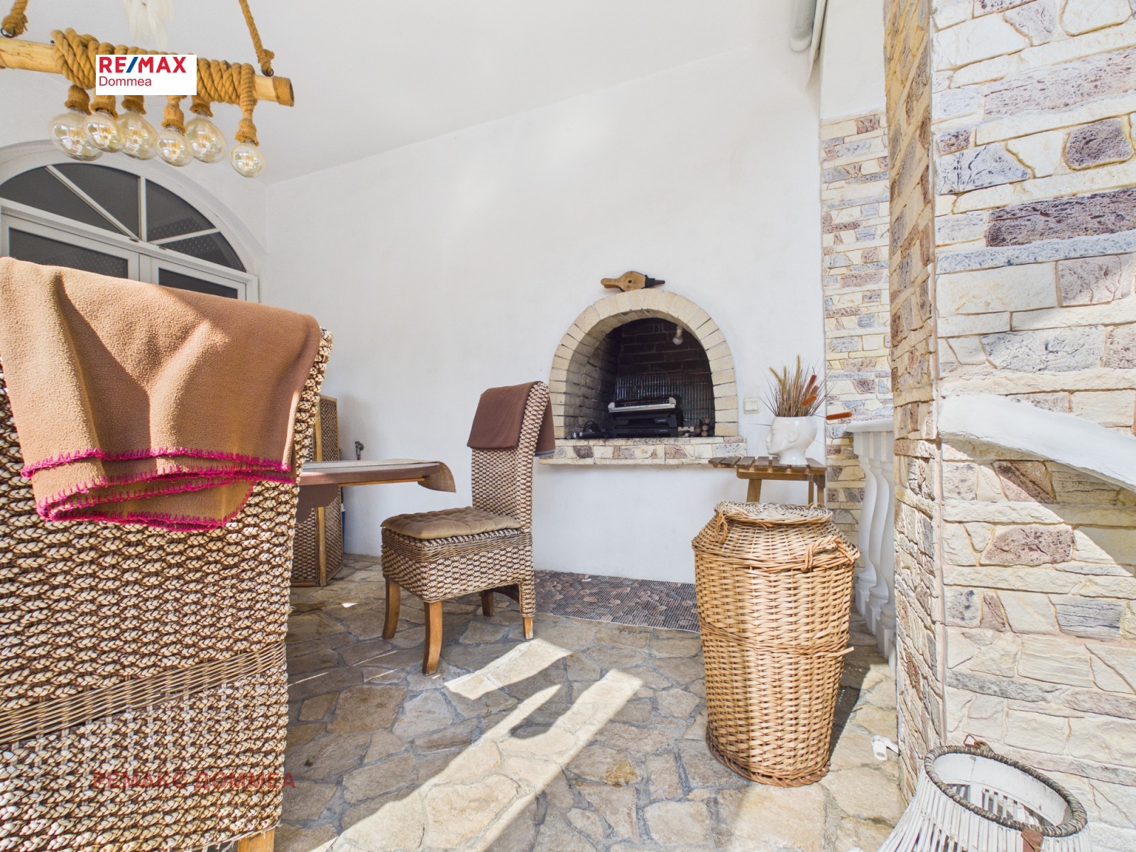 Продава КЪЩА, гр. Варна, м-т Долна Трака, снимка 13 - Къщи - 53778859