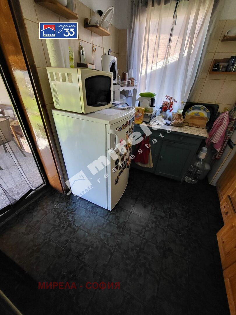 Продава КЪЩА, с. Чавдар, област София област, снимка 12 - Къщи - 54455173