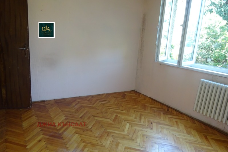 Продава 2-СТАЕН, град София, Иван Вазов • 264999 € • 49171307 — Holmes.bg