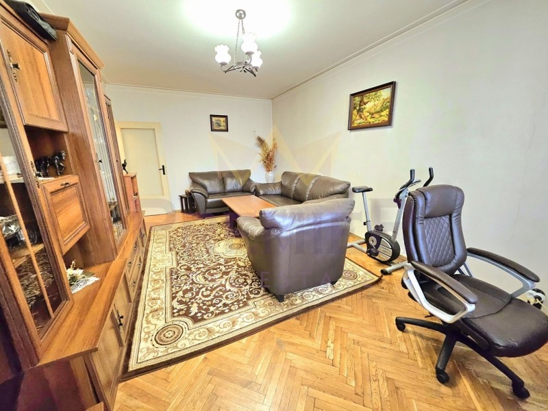 Myytävänä  2 makuuhuonetta Sofia , Mladost 4 , 105 neliömetriä | 88646813 - kuva [2]