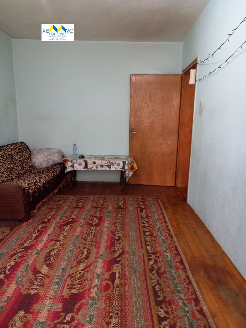 Продава ЕТАЖ ОТ КЪЩА, гр. Троян, област Ловеч, снимка 8 - Етаж от къща - 53005738