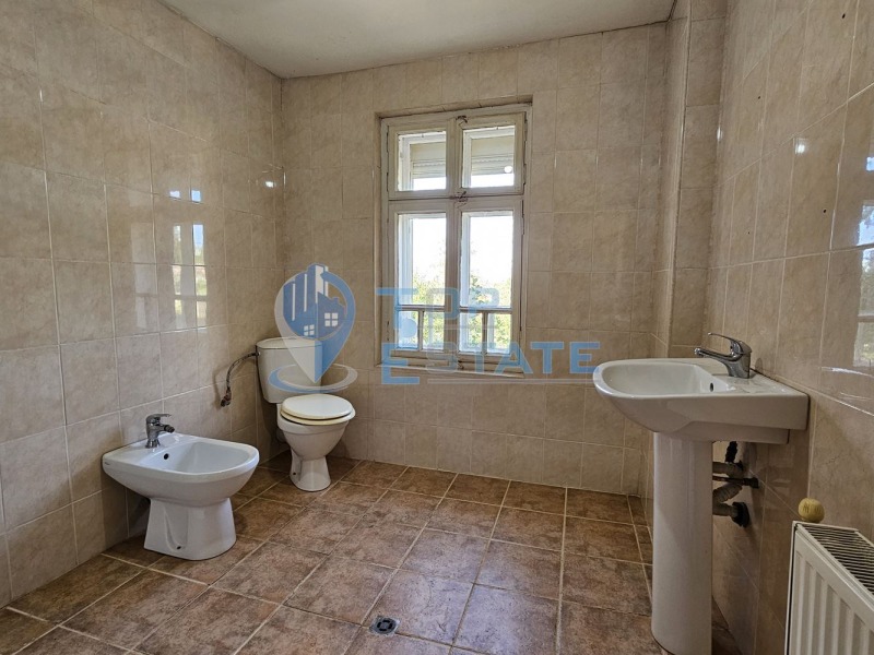 In vendita  Casa regione Veliko Tarnovo , Hotnitsa , 100 mq | 82219938 - Immagine [10]