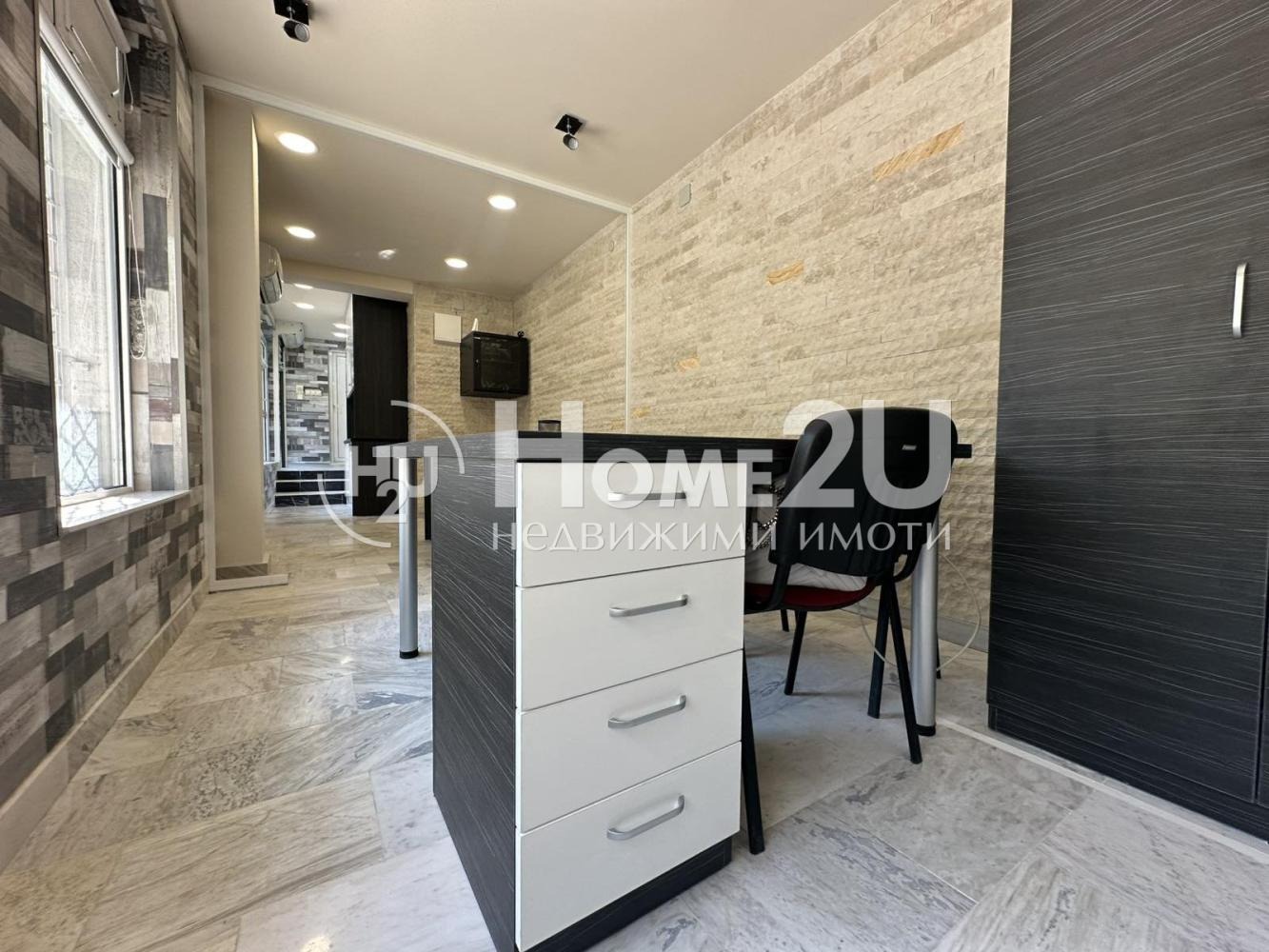 Продава ОФИС, гр. Пловдив, Център, снимка 3 - Офиси - 55837733