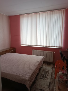 2 Schlafzimmer Zentar, Kjustendil 5