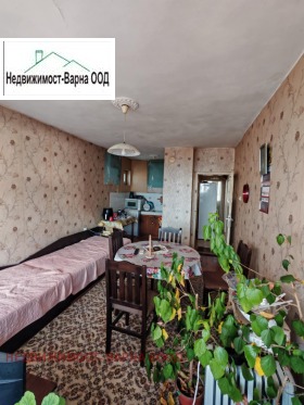 3 Schlafzimmer Tschajka, Warna 5