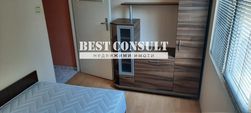 Продава 1-СТАЕН, гр. Русе, Родина 2, снимка 2 - Апартаменти - 53041478