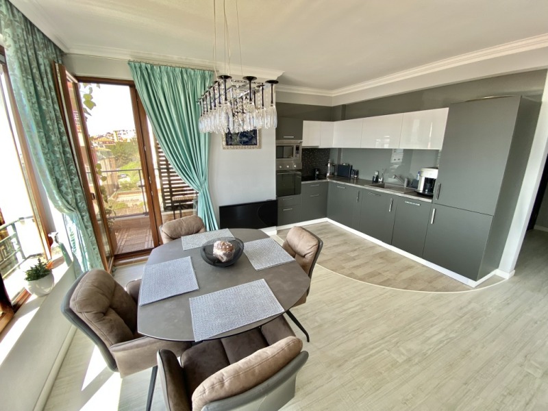 Till salu  2 sovrum region Burgas , Sveti Vlas , 125 kvm | 10642270 - bild [7]