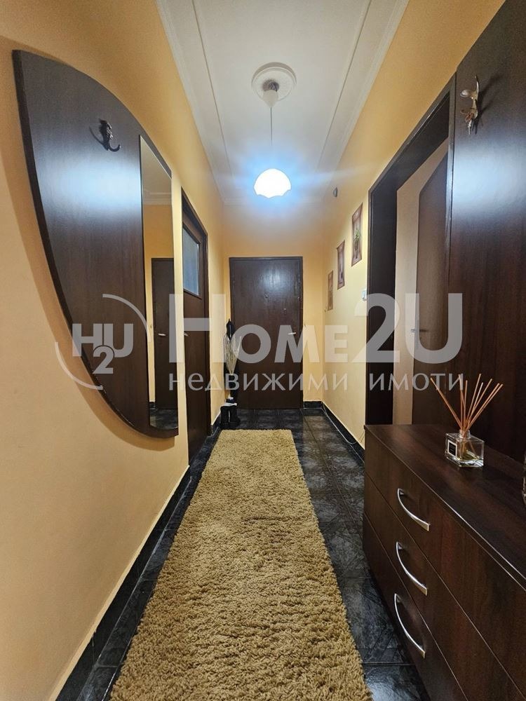 Продава 4-СТАЕН, гр. Варна, Погреби, снимка 5 - Апартаменти - 52985301