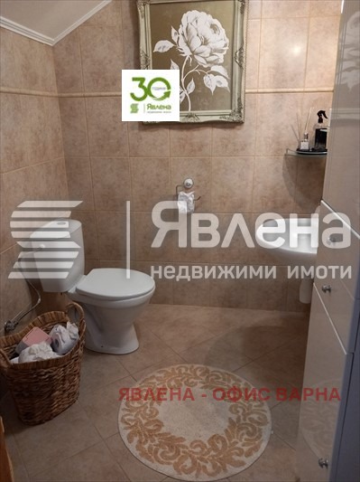 Продава КЪЩА, с. Безводица, област Добрич, снимка 10 - Къщи - 52879574