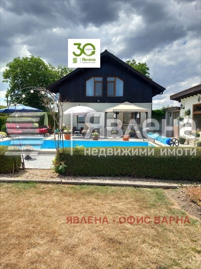 Продава КЪЩА, с. Безводица, област Добрич, снимка 17 - Къщи - 52879574