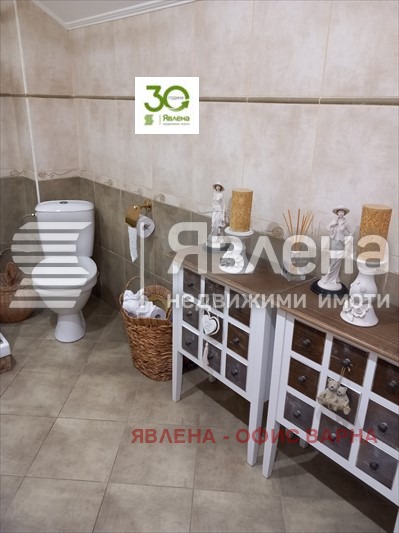 Продава КЪЩА, с. Безводица, област Добрич, снимка 11 - Къщи - 52879574