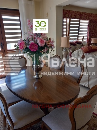 Продава КЪЩА, с. Безводица, област Добрич, снимка 15 - Къщи - 52879574