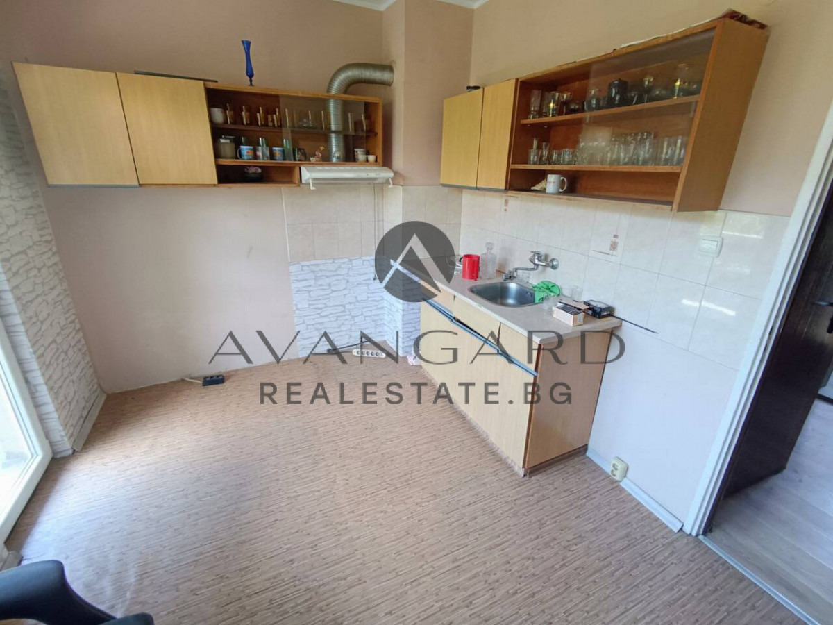 Продава 2-СТАЕН, гр. Пловдив, Изгрев, снимка 2 - Апартаменти - 56016677