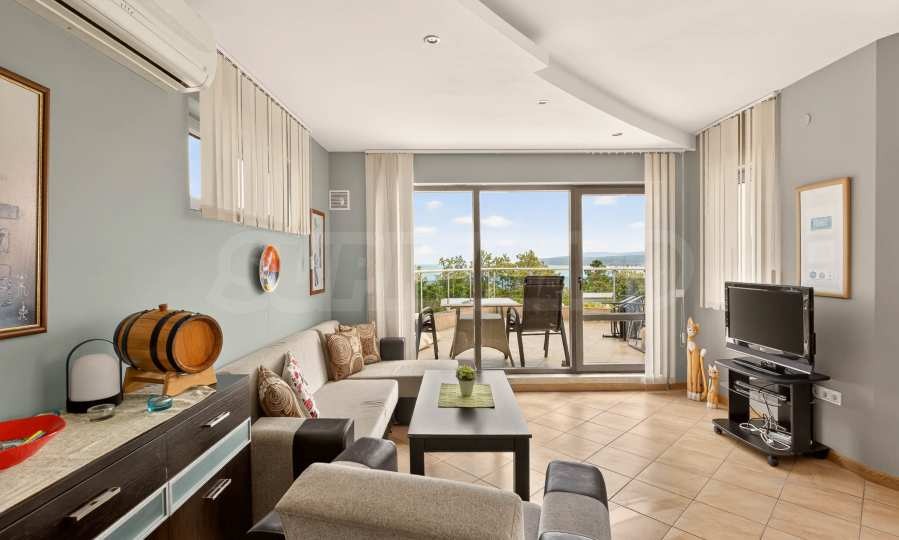 Продава 3-СТАЕН, гр. Бяла, област Варна, снимка 3 - Апартаменти - 50349796