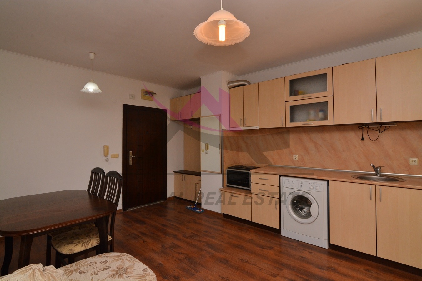 Продава 3-СТАЕН, гр. Варна, к.к. Св.Св. Константин и Елена, снимка 2 - Апартаменти - 50767002