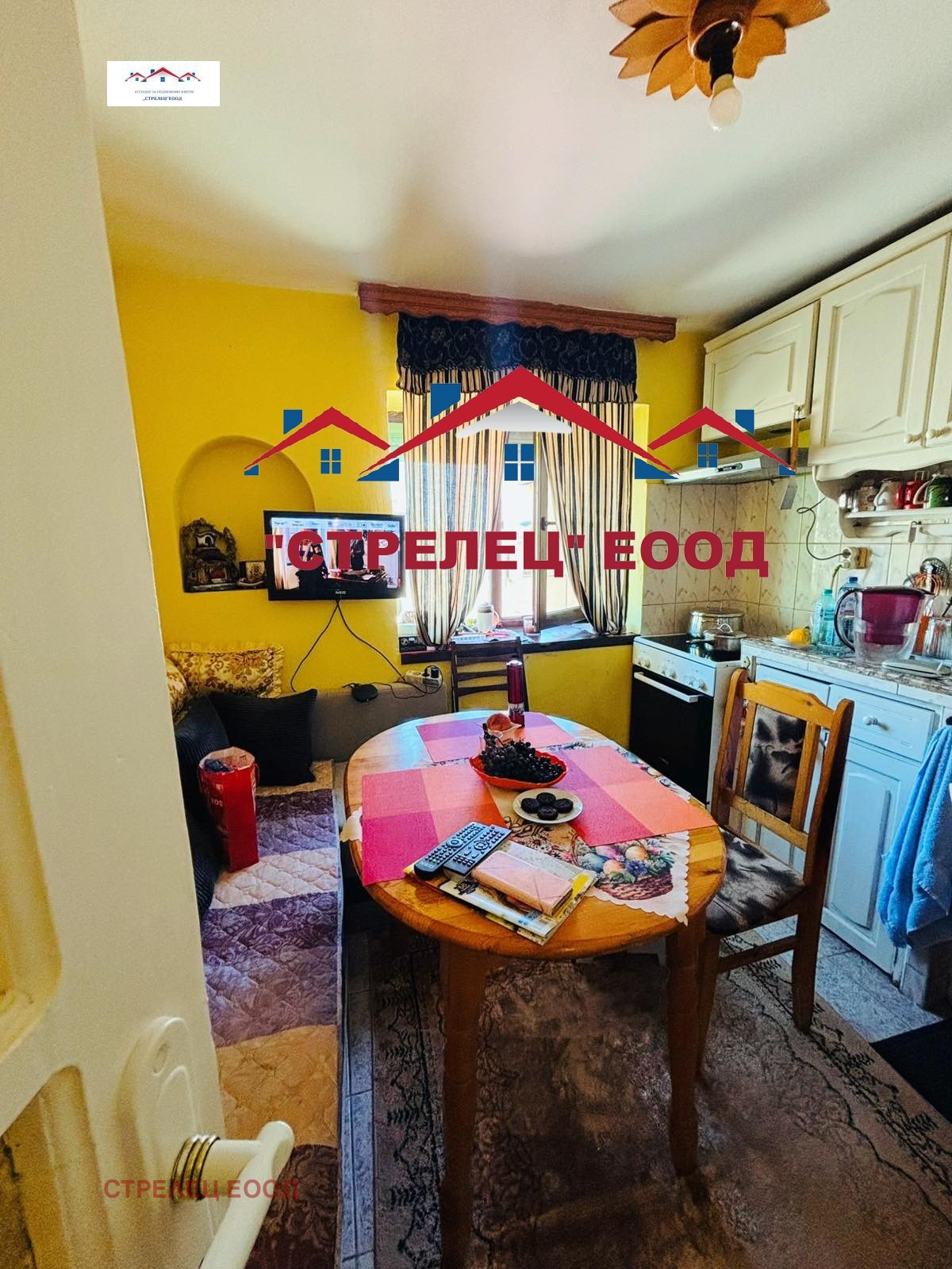 Продава ЕТАЖ ОТ КЪЩА, гр. Добрич, Пинета, снимка 11 - Етаж от къща - 54752365
