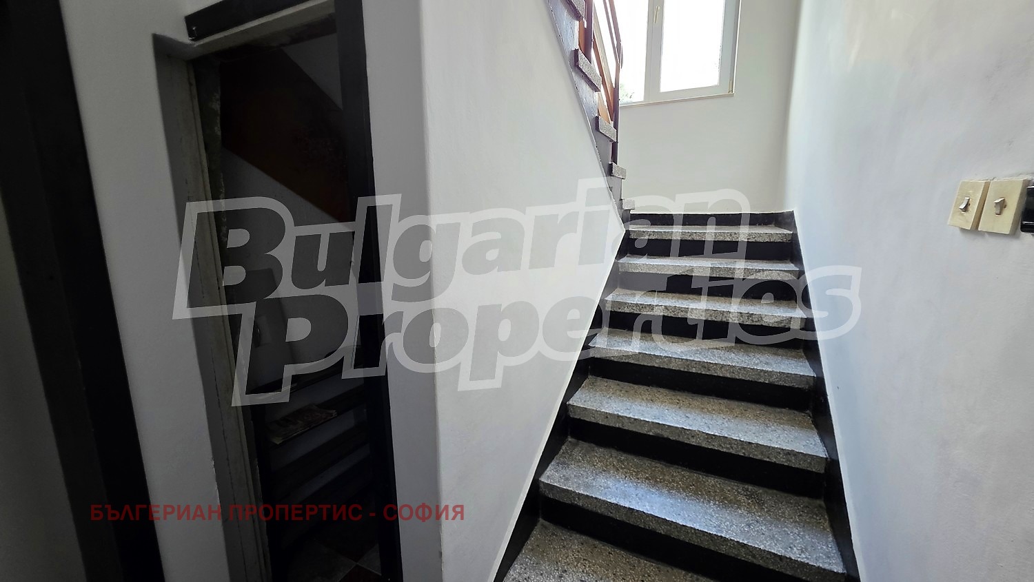 Продава ЕТАЖ ОТ КЪЩА, гр. София, Симеоново, снимка 3 - Етаж от къща - 55033069