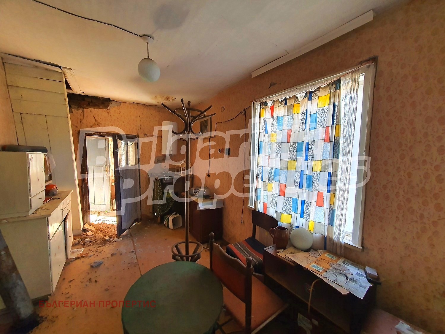 Продава КЪЩА, гр. Сапарева баня, област Кюстендил, снимка 13 - Къщи - 56189015