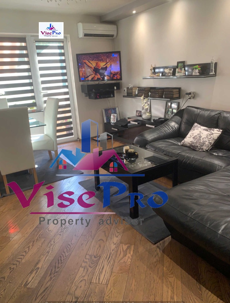 Продава  3-стаен град Благоевград , Широк център , 87 кв.м | 38328935