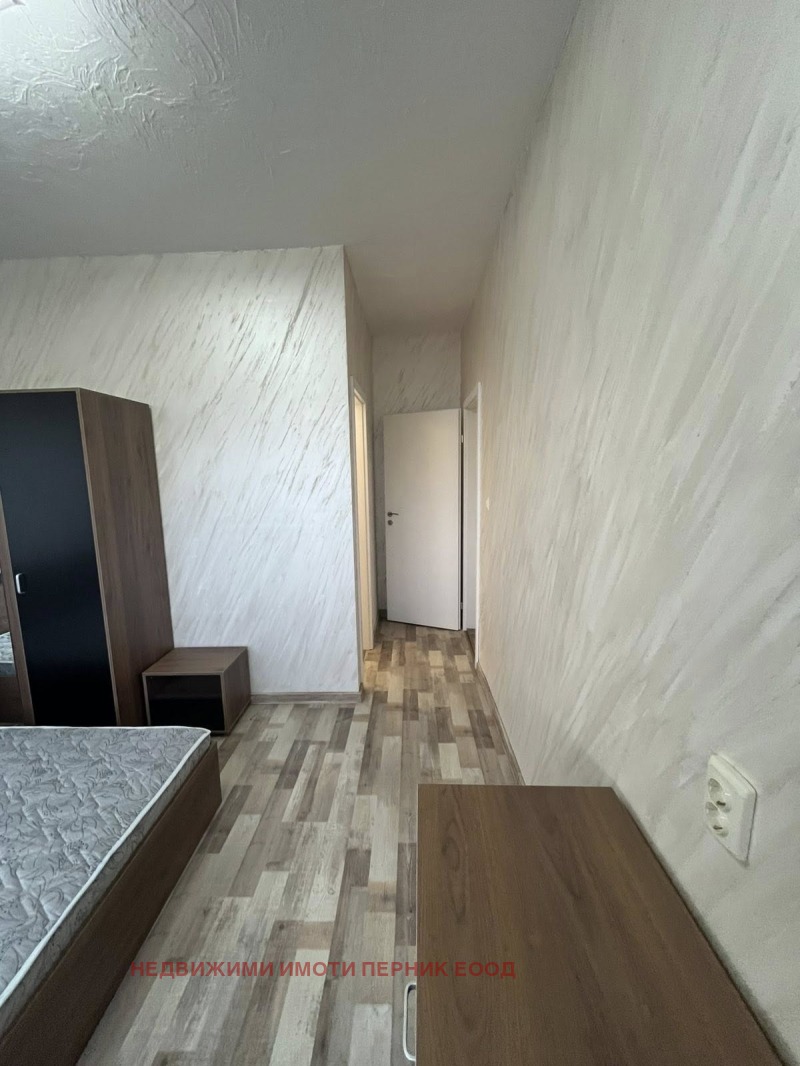 Продава 3-СТАЕН, гр. Перник, Изток, снимка 8 - Апартаменти - 52531718