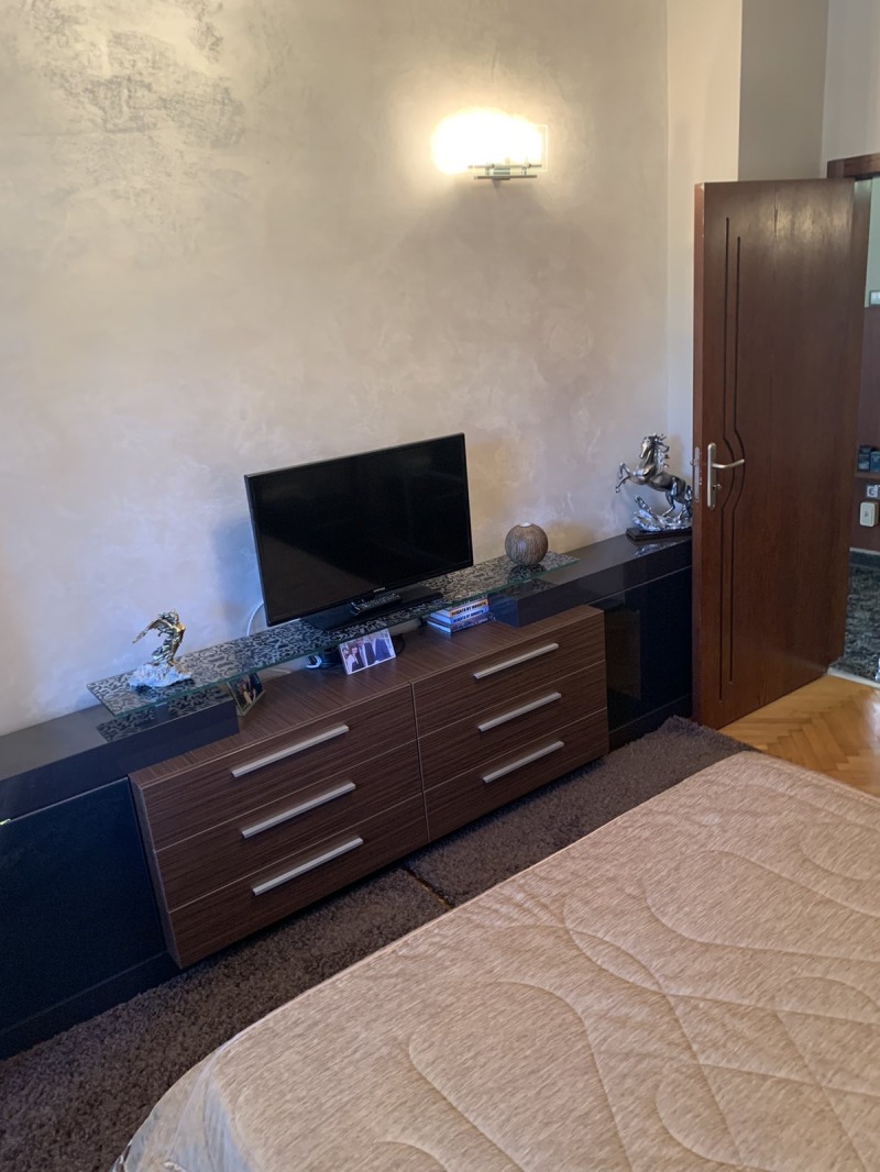 Продава  Многостаен град Бургас , Център , 183 кв.м | 51592862 - изображение [4]