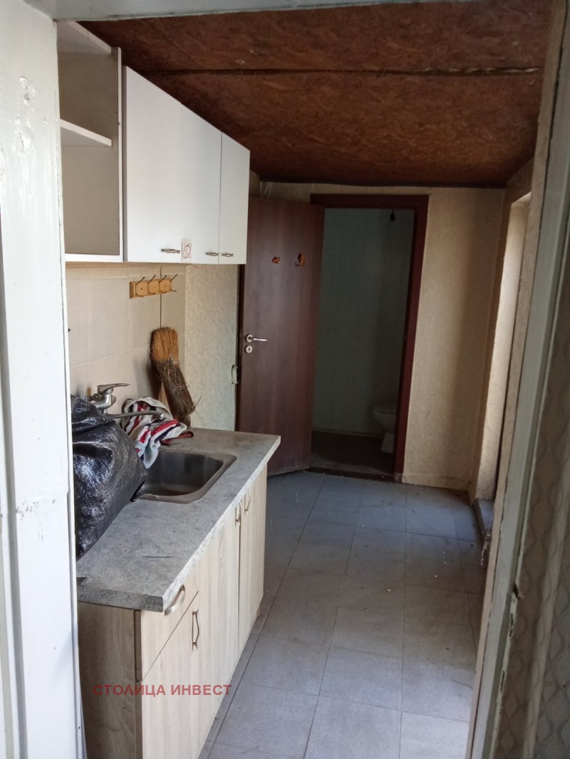 Продава КЪЩА, гр. Русе, Централен кооп. пазар, снимка 3 - Къщи - 47575108