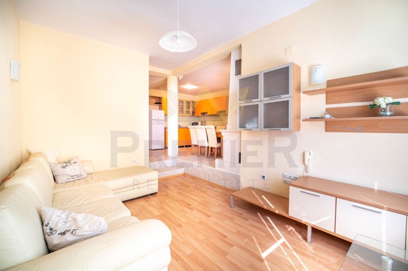 Продава  Къща област Добрич , гр. Балчик , 1440 кв.м | 38704144 - изображение [2]