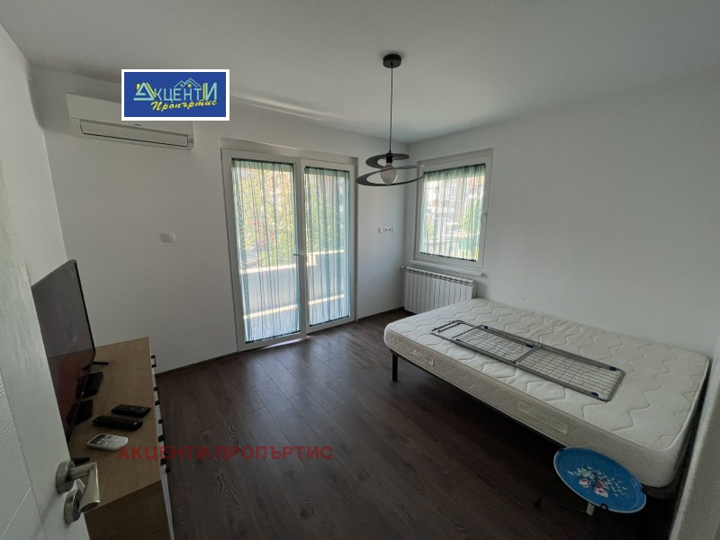 Продава КЪЩА, гр. Велико Търново, Център, снимка 2 - Къщи - 52075448