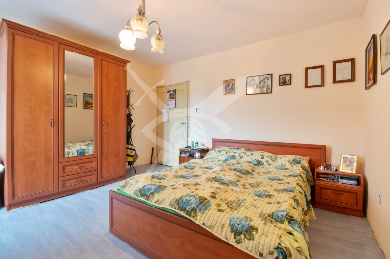 Продава КЪЩА, с. Хераково, област София област, снимка 2 - Къщи - 52355407