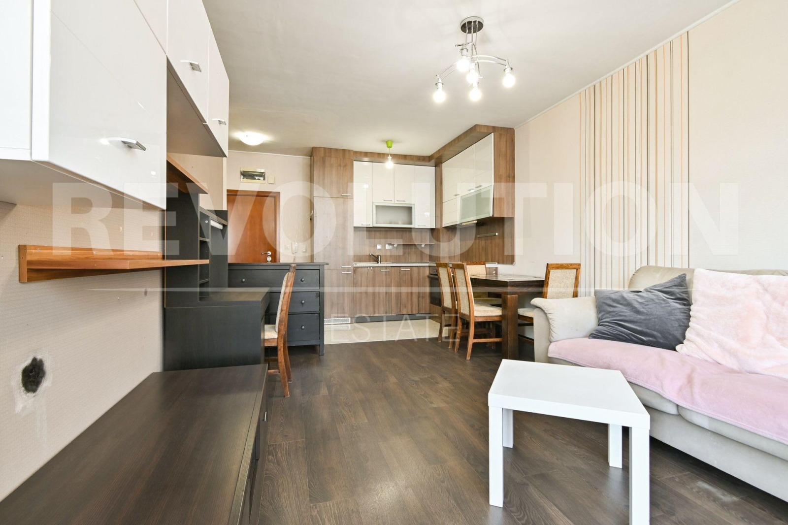 Продава 2-СТАЕН, гр. София, Дружба 2, снимка 2 - Апартаменти - 56254688