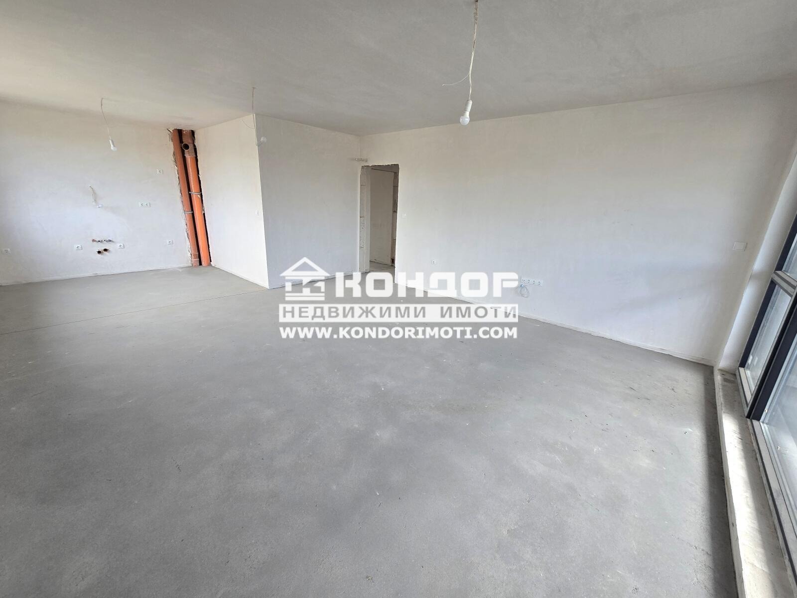 Продава МНОГОСТАЕН, гр. Пловдив, Кършияка, снимка 2 - Апартаменти - 54700919