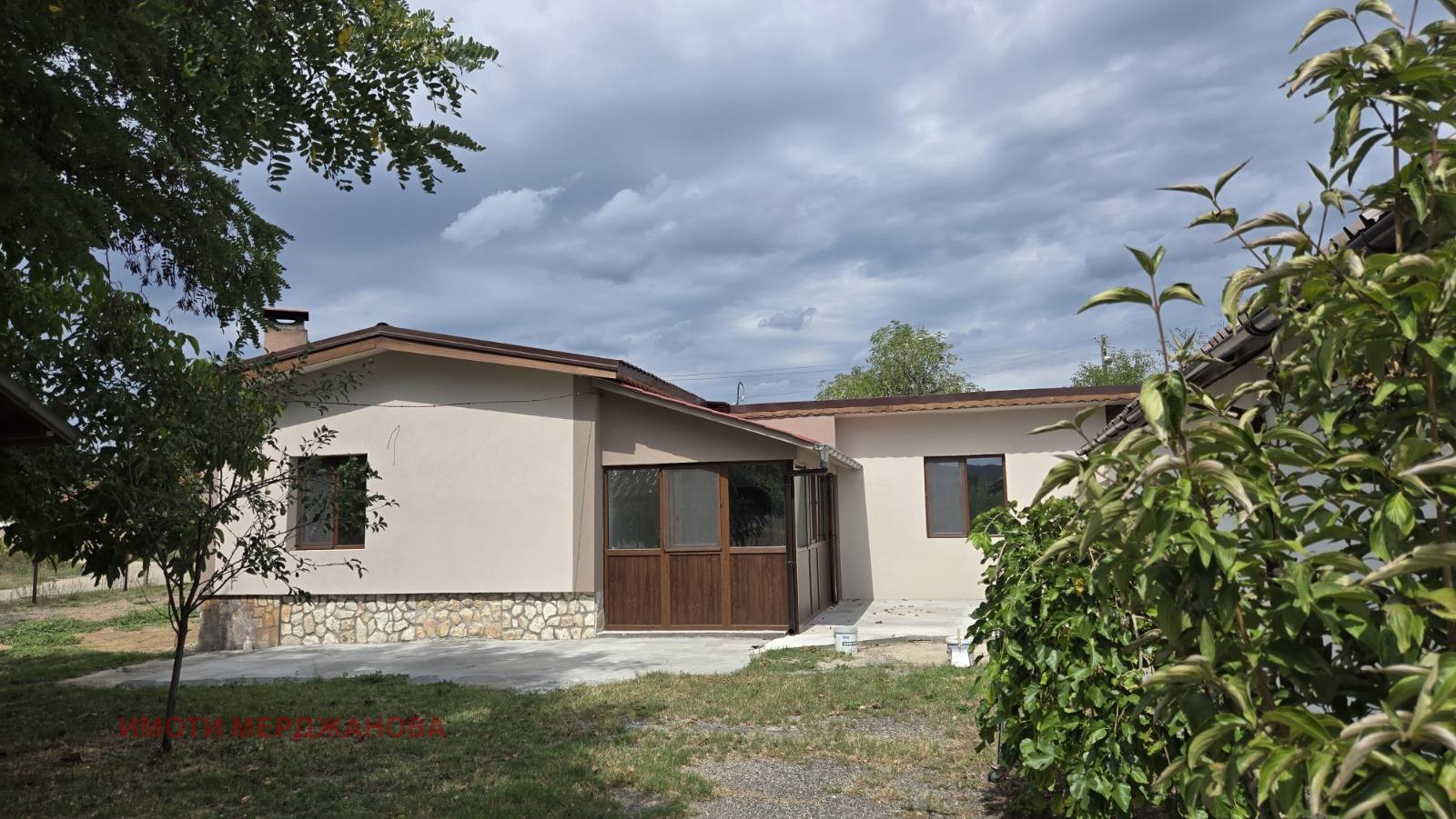 Продава КЪЩА, с. Овощник, област Стара Загора, снимка 2 - Къщи - 51550831