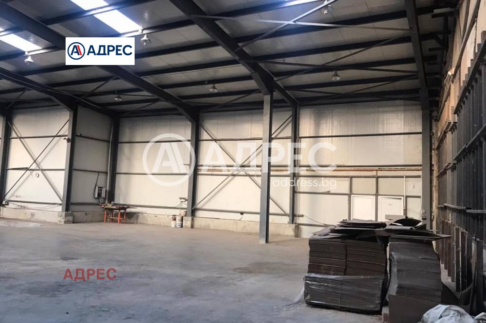 Продава СКЛАД, с. Пчелник, област Варна, снимка 4 - Складове - 54912626