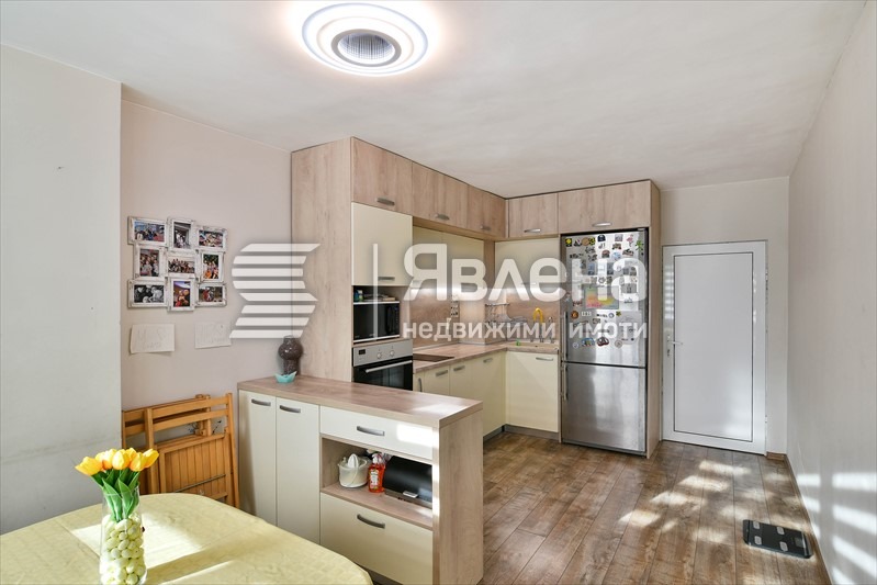 Продава МНОГОСТАЕН, гр. Варна, ВИНС-Червен площад, снимка 4 - Апартаменти - 53080626