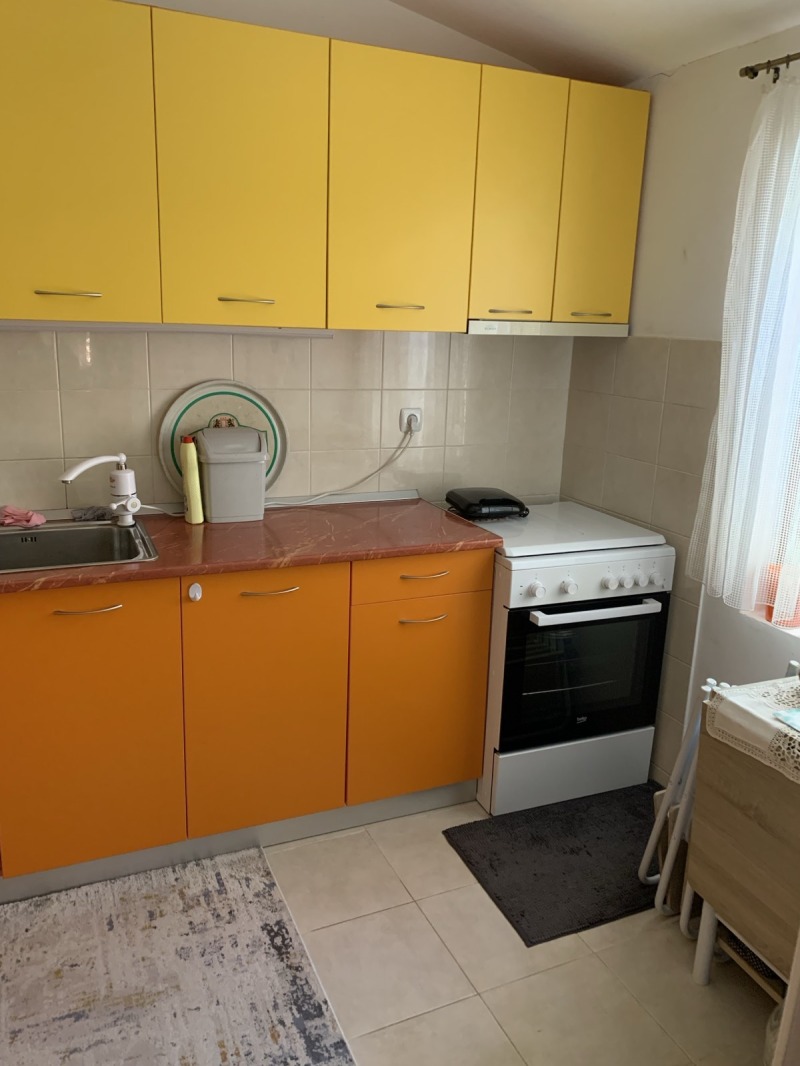 Продава  Къща област Плевен , с. Ралево , 208 кв.м | 66236489 - изображение [7]