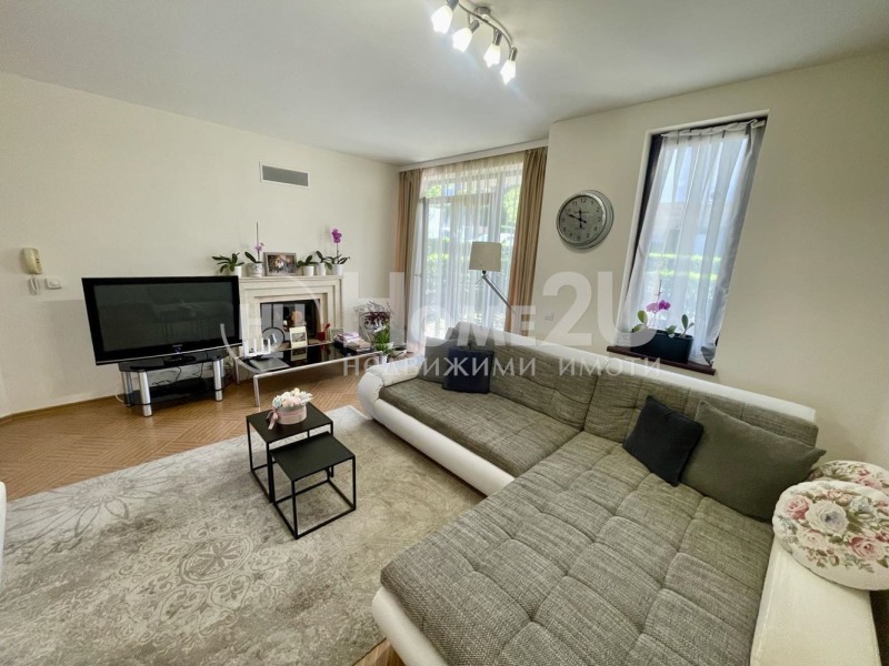 Продава КЪЩА, гр. София, м-т Детски град, снимка 2 - Къщи - 52366064