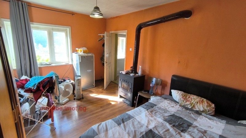 Продава КЪЩА, с. Костанденец, област Разград, снимка 3 - Къщи - 53191469