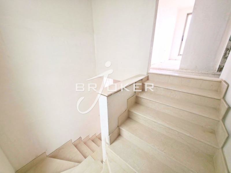 Продава КЪЩА, гр. Кърджали, Възрожденци, снимка 6 - Къщи - 53536471