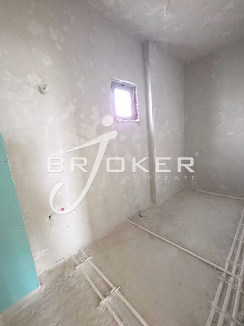 Продава КЪЩА, гр. Кърджали, Възрожденци, снимка 15 - Къщи - 53536471