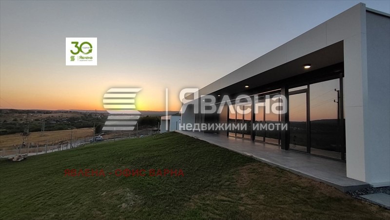 Продава КЪЩА, с. Църква, област Добрич, снимка 11 - Къщи - 55535283
